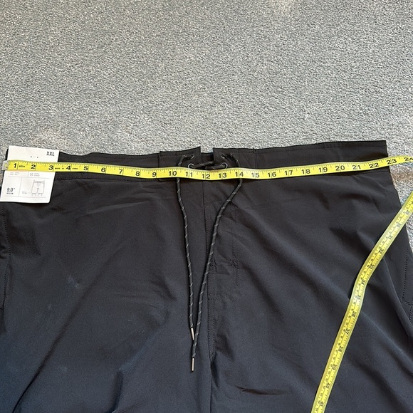 Men’s XXL Black lined Board Shorts - Picture 6 of 7